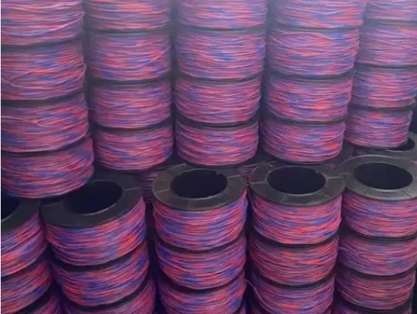 泸定爆破母线必须符合的要求有哪些？